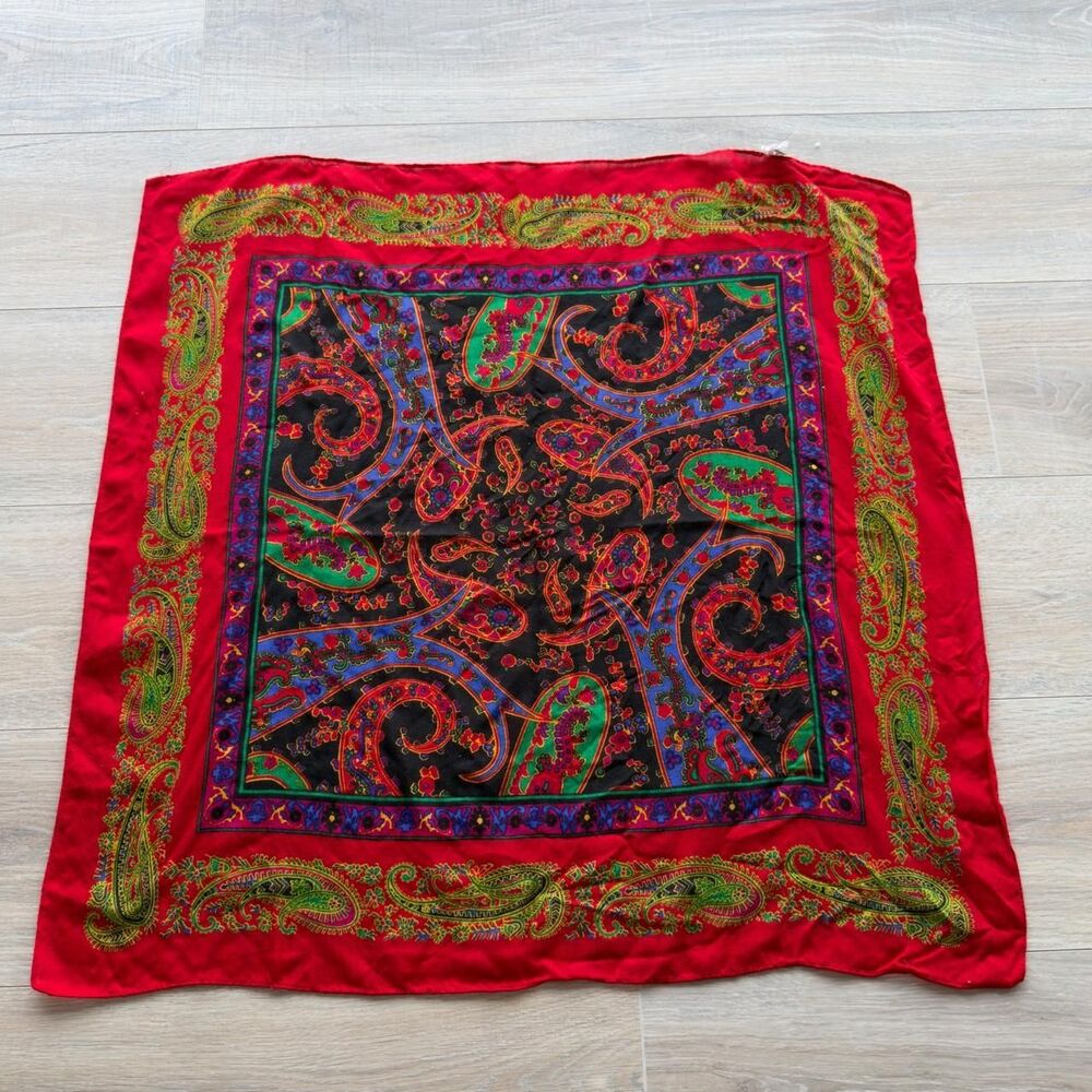 Challis Vintage 70's / 80's Red Paisley Scarf Twee Equestrian Retro Old Money